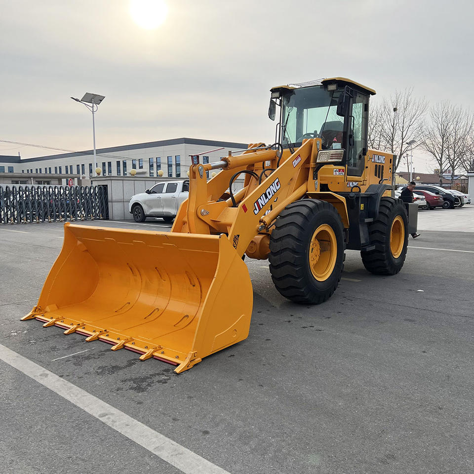Cheap 2 Ton Wheeled Front Boom Articulated Bucket Soil Loading Grain Snow Pushing Large Bucket for Construction Tractor Loader - Detail view 4