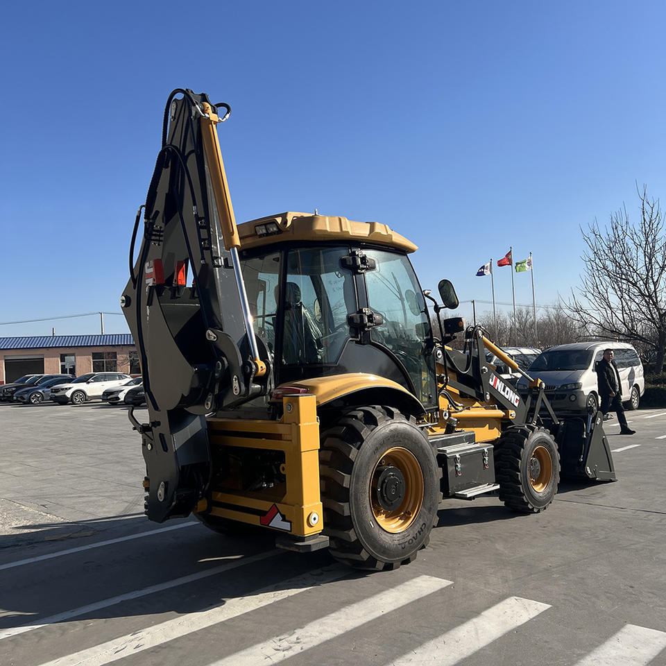 Mini Backhoe Loader Tractor with Euro V Engine - Detail view 5