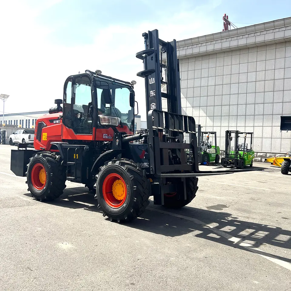 Diesel 4WD Rough Terrain Forklift 3-7 Ton - Detail view 3