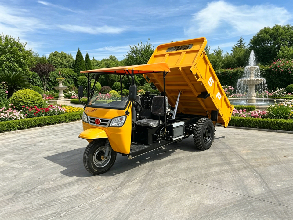 Diesel Motorized 3-Wheel Tricycle 4-5 Tons Load Capacity Cargo Moped Truck - Main product photo