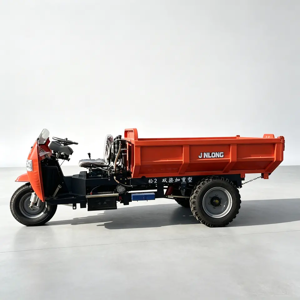 Industrial Passenger and Delivery Closed Cabin Diesel Three-Wheel Tricycle - Detail view 3