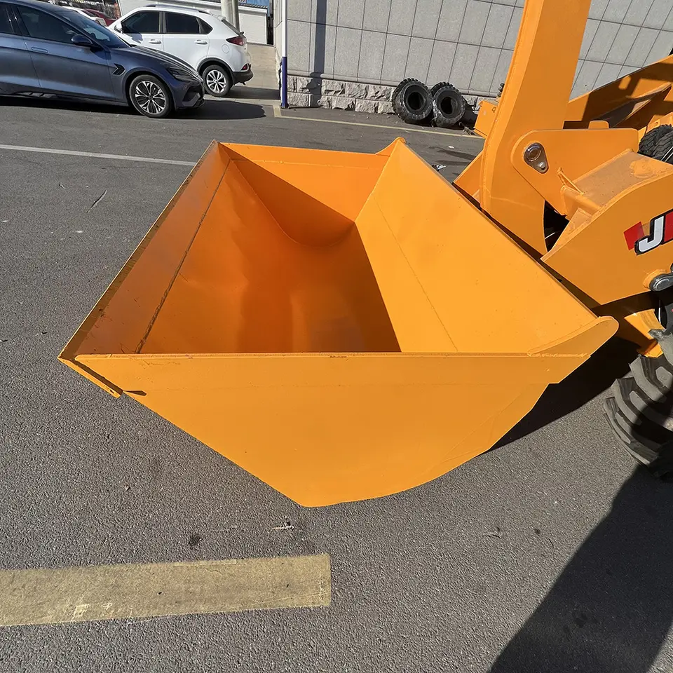 Low Profile 4x4 Wheel Drive Diesel Loader - Detail view 5