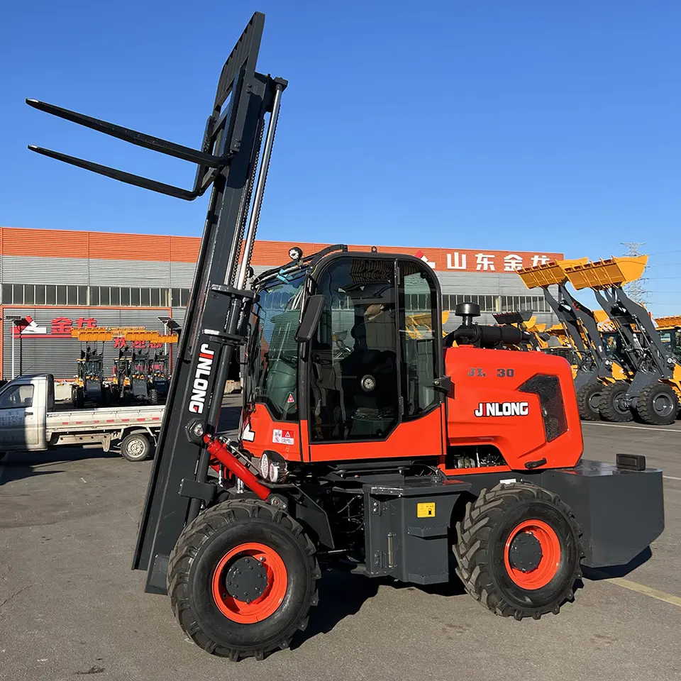 New Arrival 4x4 Rough Terrain Diesel Forklift 3-5 Ton - Detail view 1